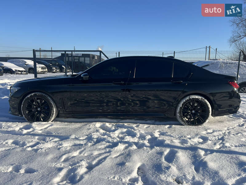 Седан BMW 7 Series 2021 в Киеве