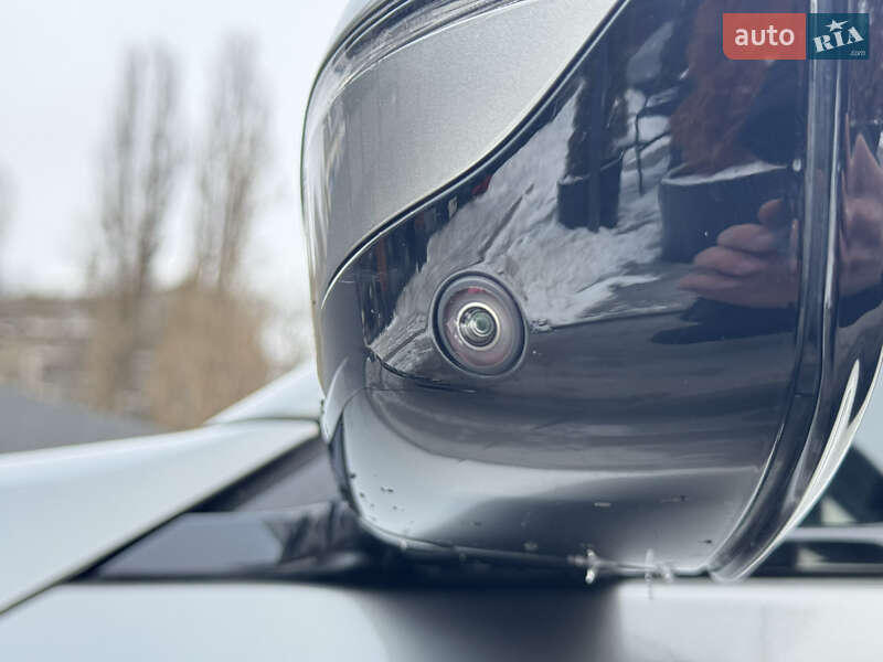 Седан BMW 7 Series 2019 в Киеве