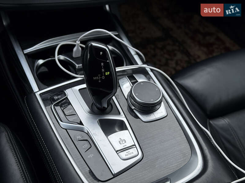 Седан BMW 7 Series 2019 в Киеве