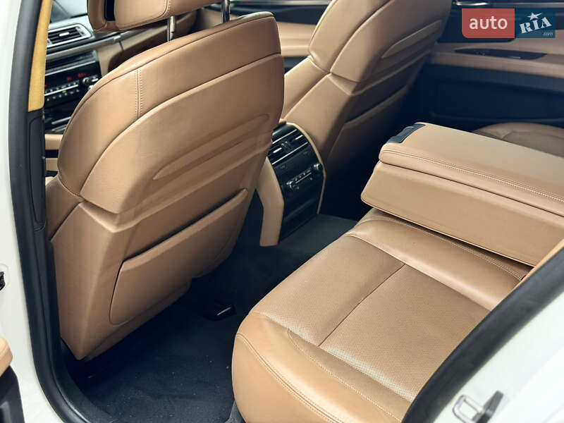 Седан BMW 7 Series 2011 в Киеве фото 9 Седан BMW 7 Series 2011 в Киеве