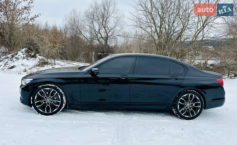 Седан BMW 7 Series 2016 в Могилев-Подольске фото 18 Седан BMW 7 Series 2016 в Могилев-Подольске