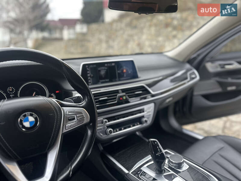 Седан BMW 7 Series 2016 в Могилев-Подольске фото 24 Седан BMW 7 Series 2016 в Могилев-Подольске