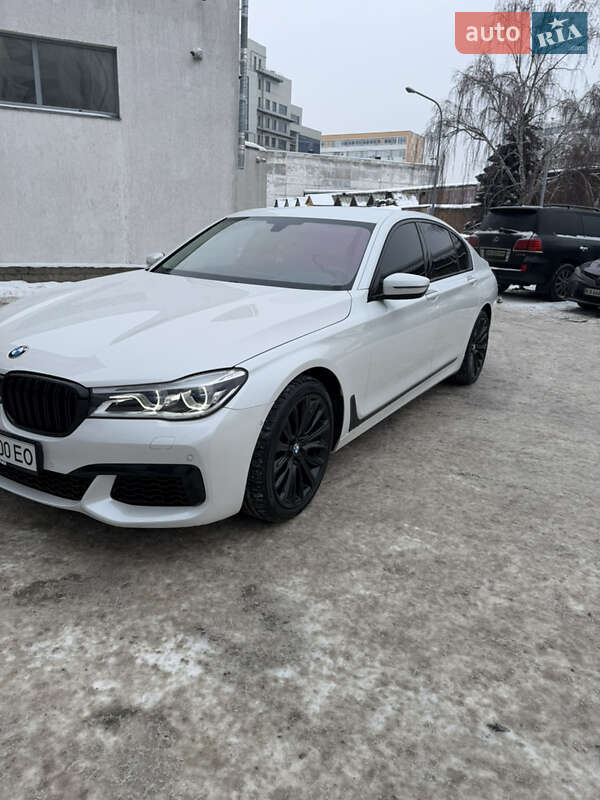 Седан BMW 7 Series 2017 в Киеве