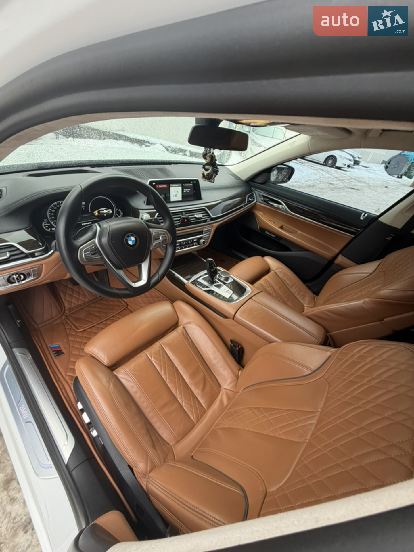 2017 BMW 7er - мініатюра 18
