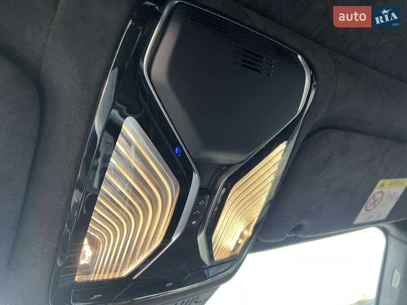 Седан BMW 7 Series 2022 в Днепре