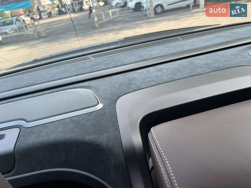 Седан BMW 7 Series 2022 в Днепре