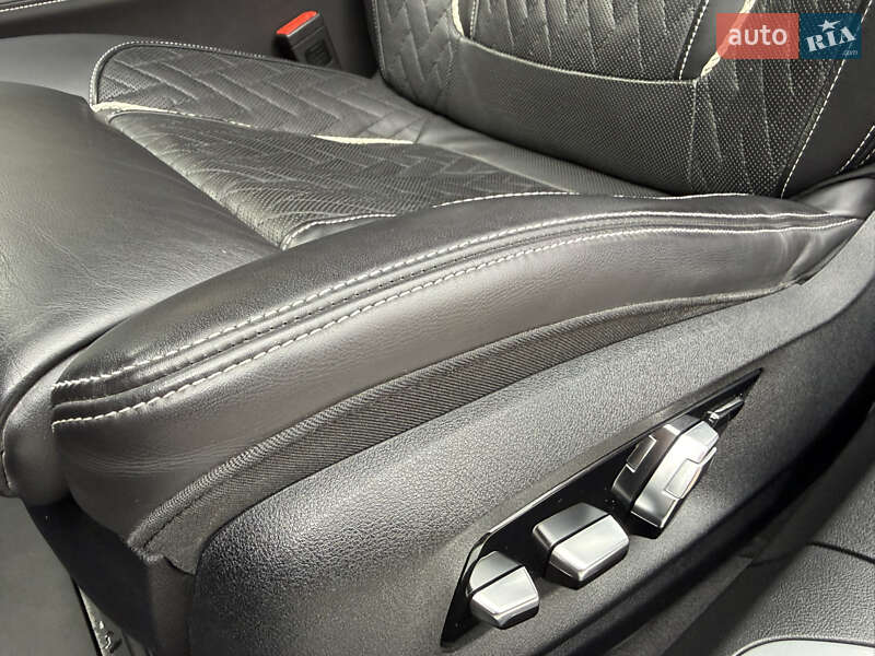 Седан BMW 7 Series 2020 в Ровно