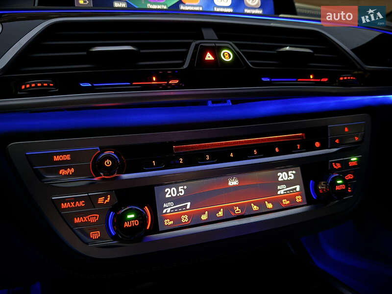 Седан BMW 7 Series 2020 в Ровно