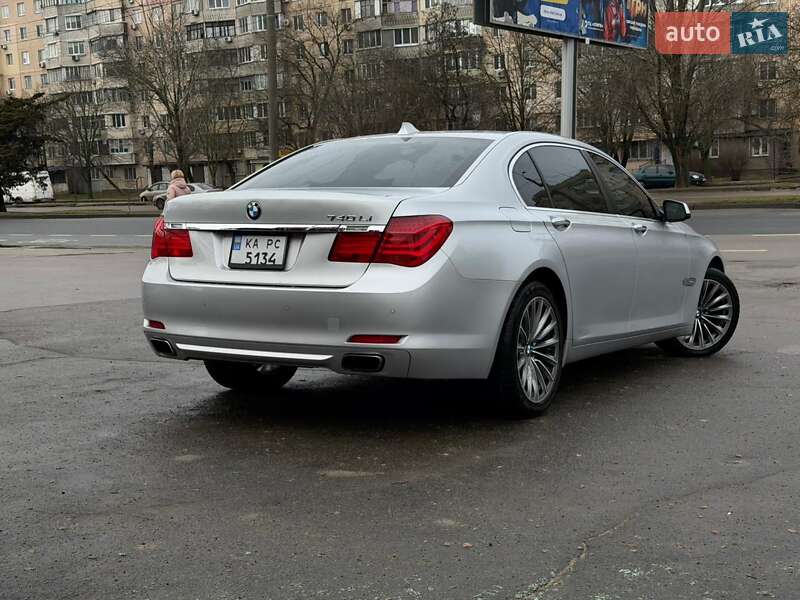 Седан BMW 7 Series 2011 в Одессе