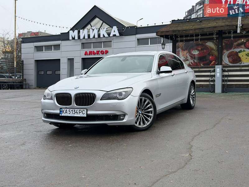 Седан BMW 7 Series 2011 в Одессе