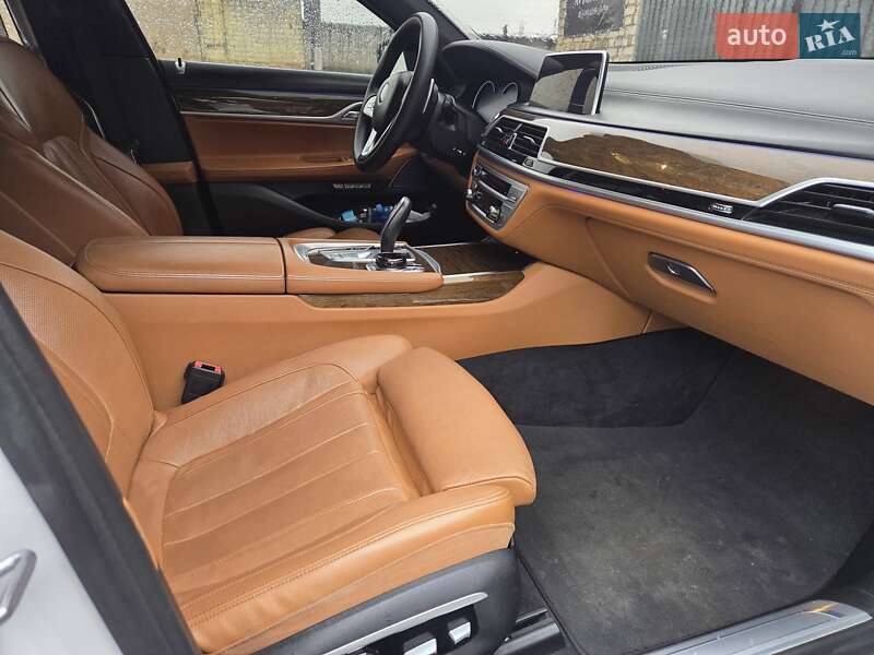 Седан BMW 7 Series 2017 в Харькове
