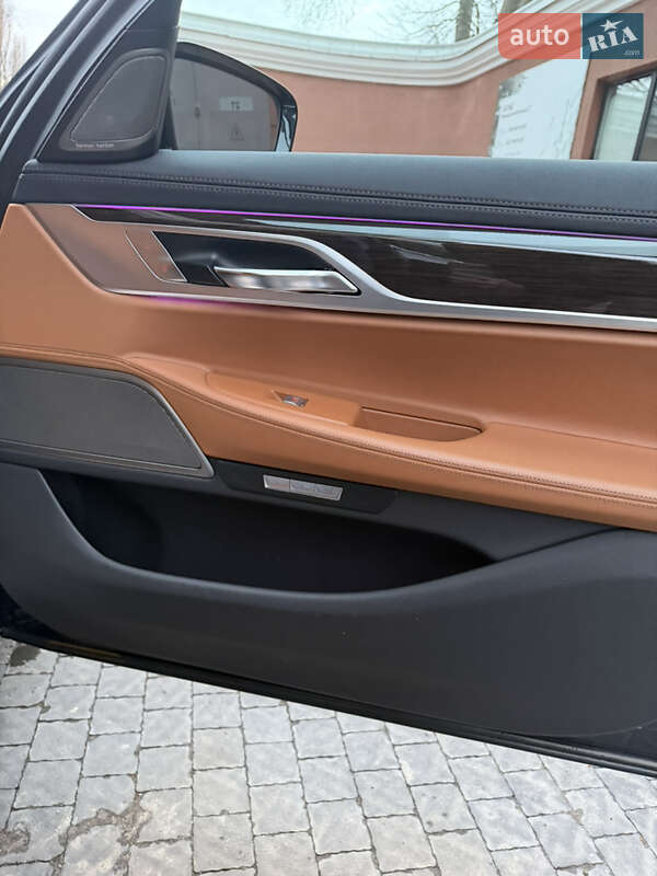 Седан BMW 7 Series 2017 в Одессе