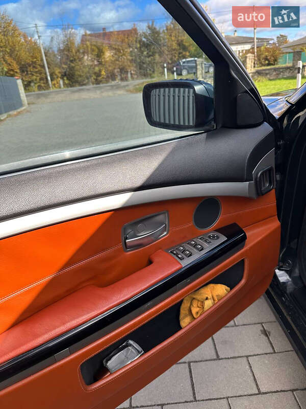 Седан BMW 7 Series 2005 в Долине
