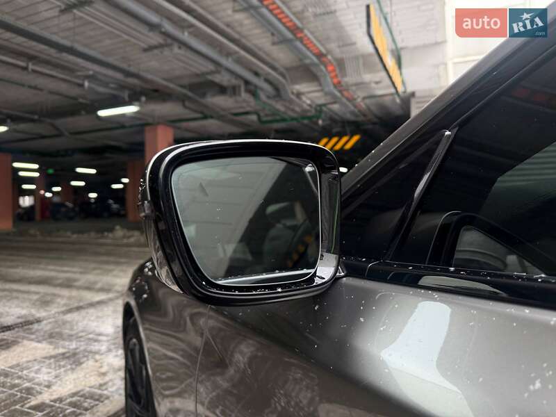 Седан BMW 7 Series 2020 в Киеве