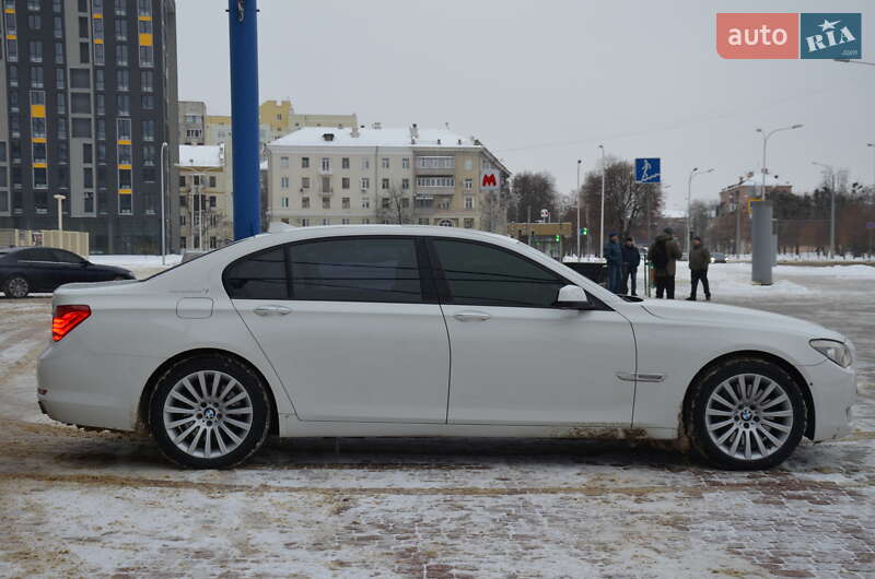 Седан BMW 7 Series 2010 в Харькове