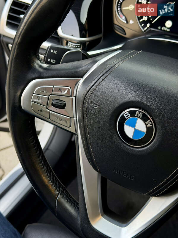 Седан BMW 7 Series 2016 в Ужгороде