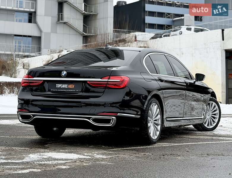 Седан BMW 7 Series 2017 в Киеве