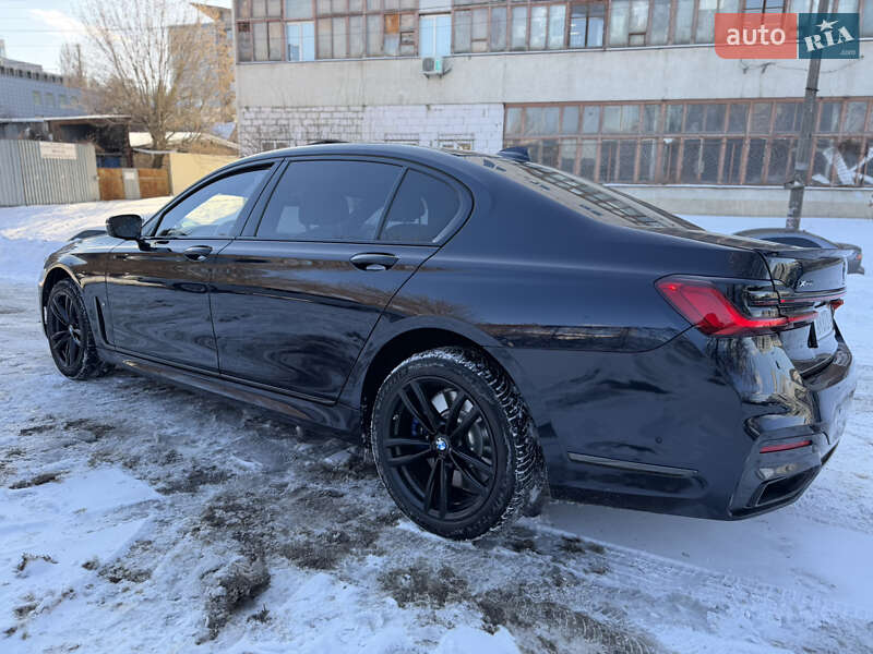 Седан BMW 7 Series 2019 в Киеве
