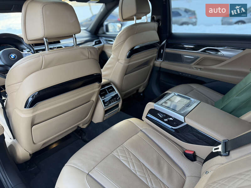 Седан BMW 7 Series 2019 в Киеве