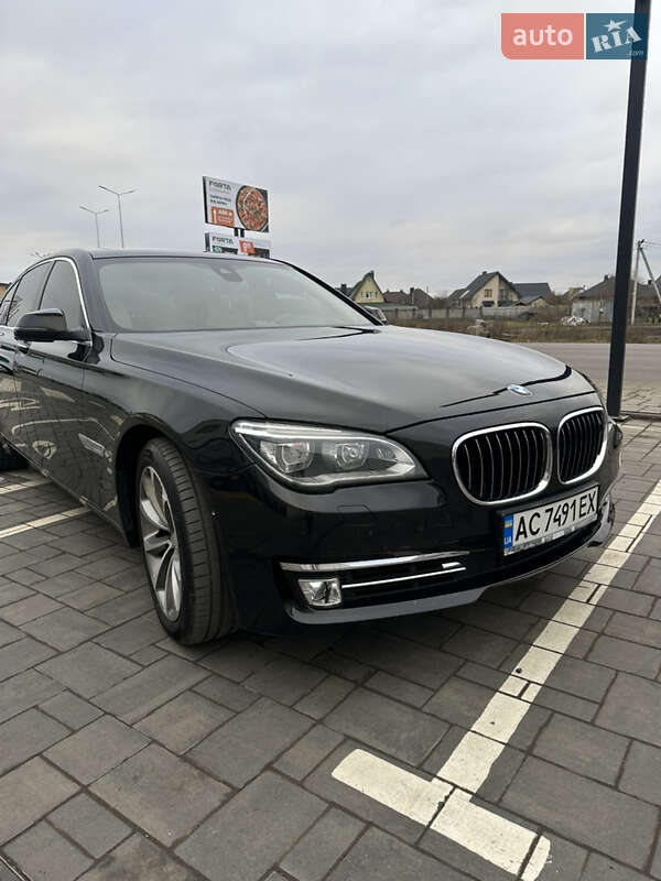 Седан BMW 7 Series 2014 в Луцке