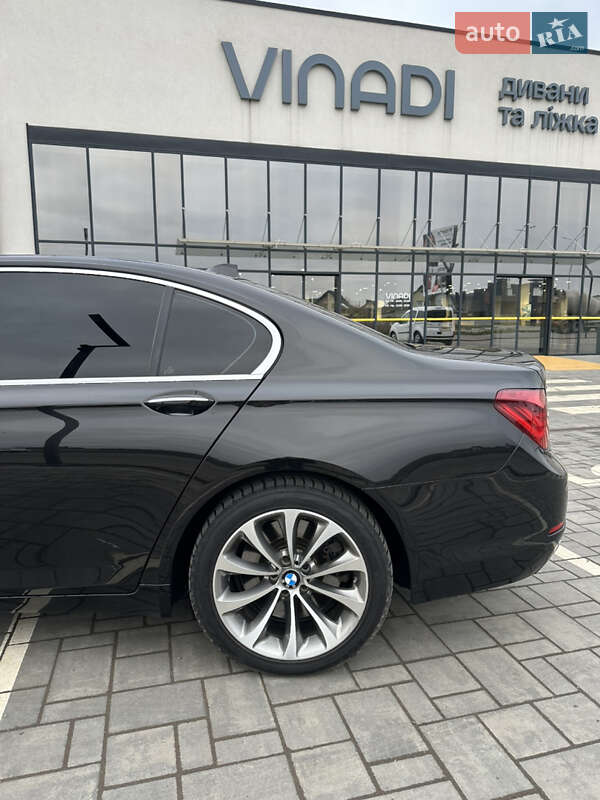 Седан BMW 7 Series 2014 в Луцке