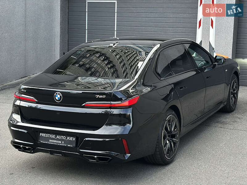 Седан BMW 7 Series 2022 в Киеве