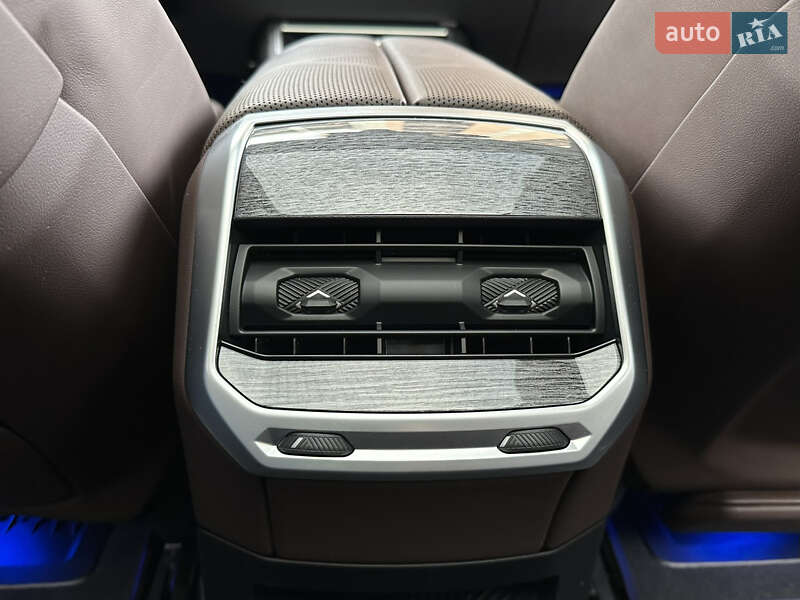 Седан BMW 7 Series 2022 в Киеве