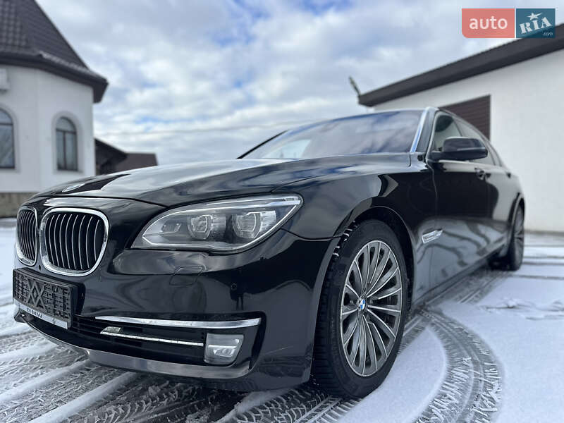 Седан BMW 7 Series 2013 в Владимире