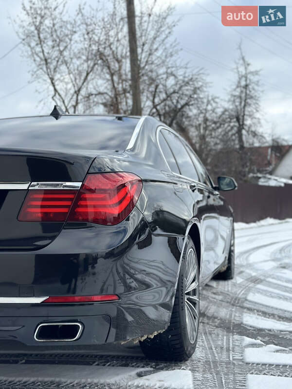 Седан BMW 7 Series 2013 в Владимире