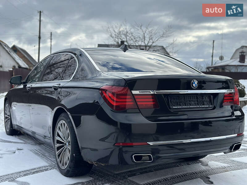 Седан BMW 7 Series 2013 в Владимире