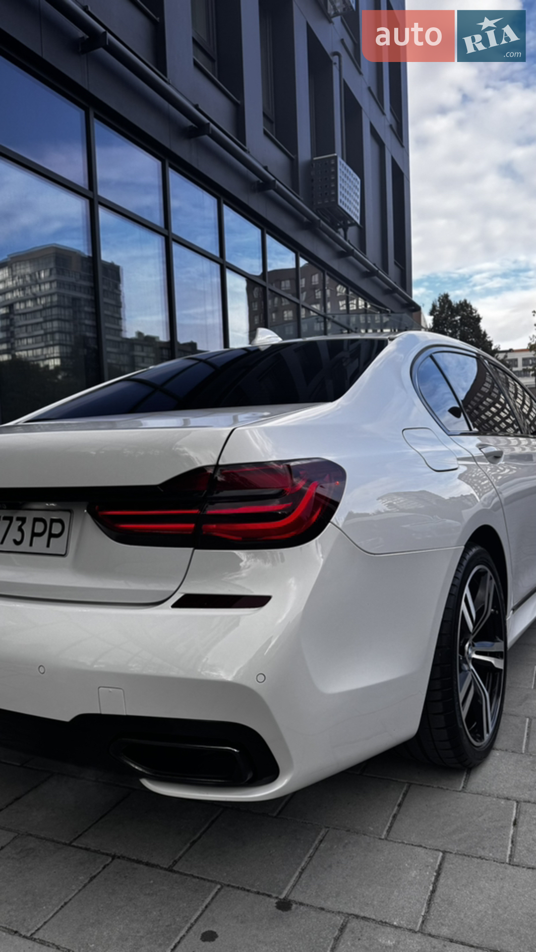 BMW 7 Series 2016 VIN WBA7E2C57GG714662 фото оголошення 12 з 53