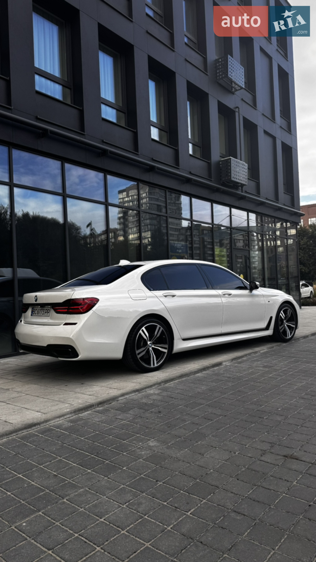 BMW 7 Series 2016 VIN WBA7E2C57GG714662 фото оголошення 13 з 53