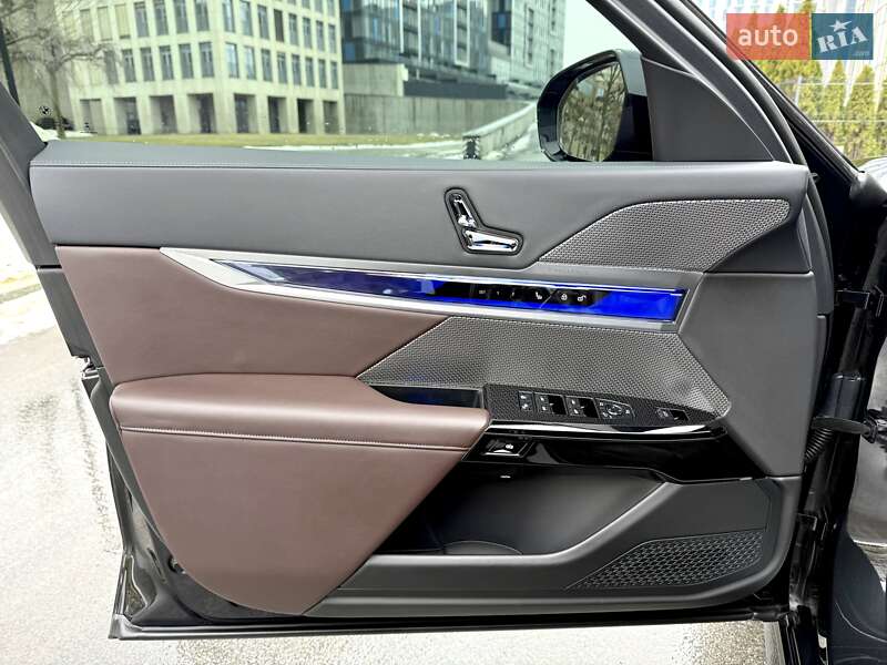 Седан BMW 7 Series 2023 в Днепре