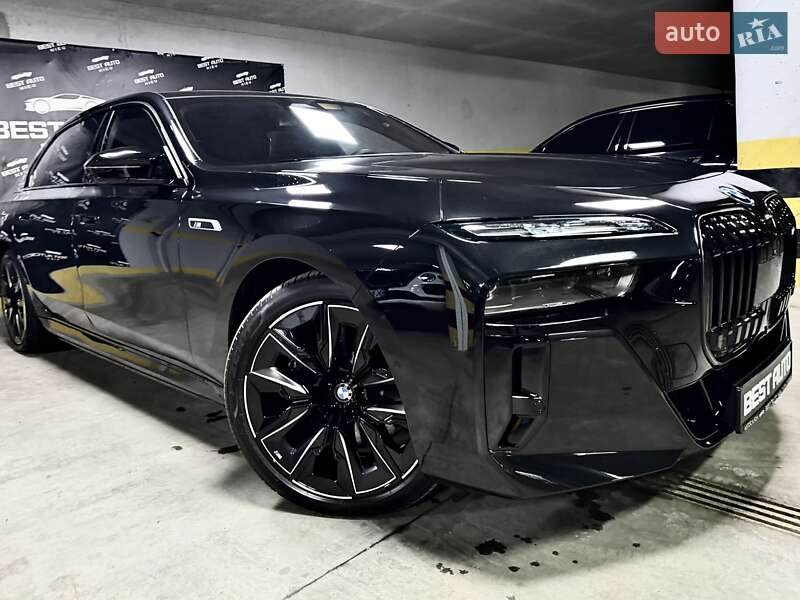 Седан BMW 7 Series 2024 в Киеве