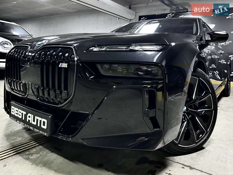 Седан BMW 7 Series 2024 в Киеве