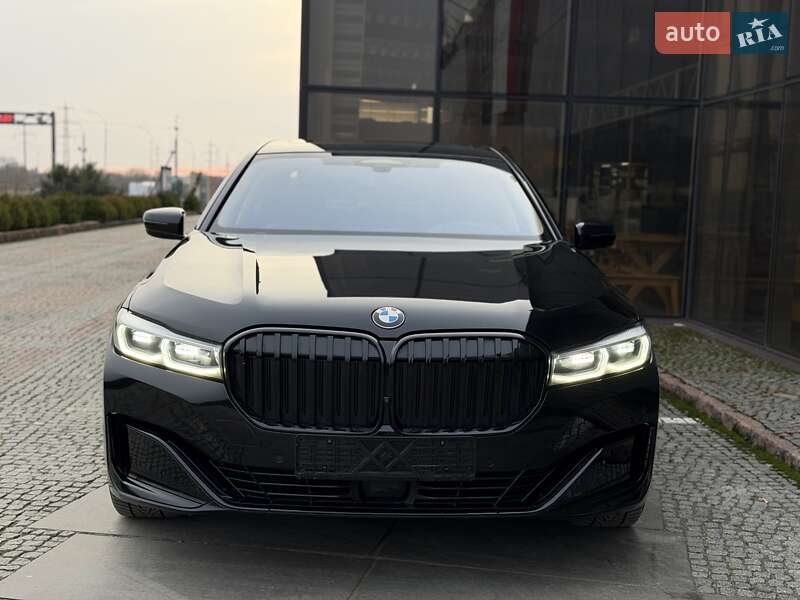 Седан BMW 7 Series 2020 в Мукачево