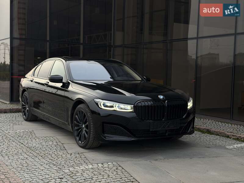 Седан BMW 7 Series 2020 в Мукачево