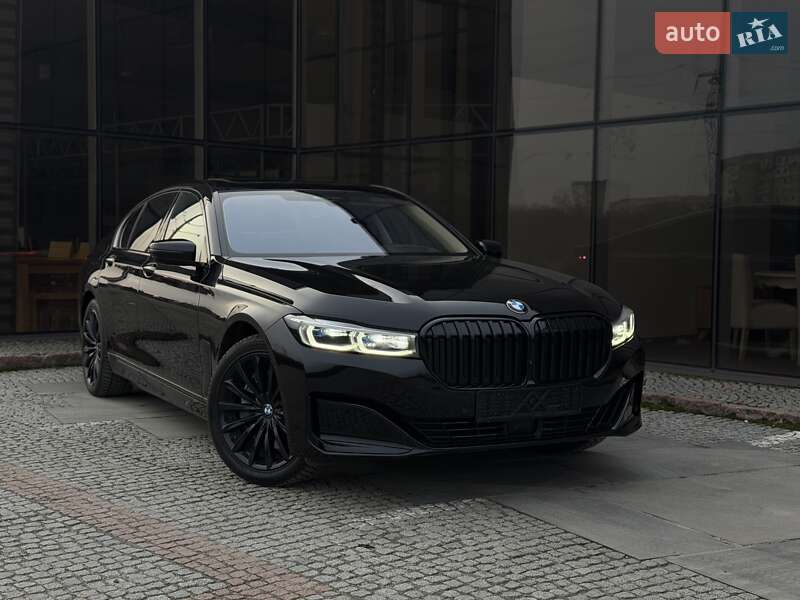 Седан BMW 7 Series 2020 в Мукачево