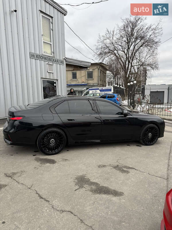 Седан BMW 7 Series 2024 в Харькове