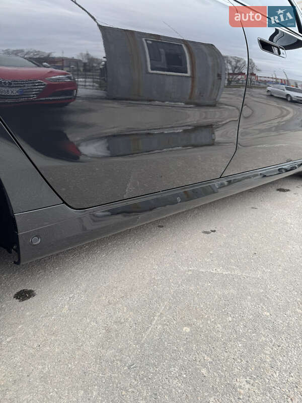 Седан BMW 7 Series 2024 в Харькове