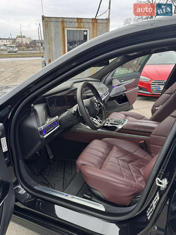 Седан BMW 7 Series 2024 в Харькове