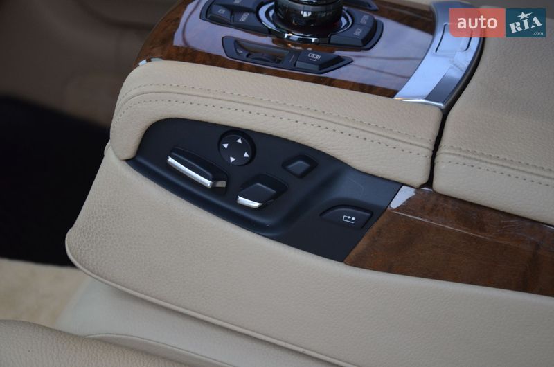 Седан BMW 7 Series 2010 в Харькове
