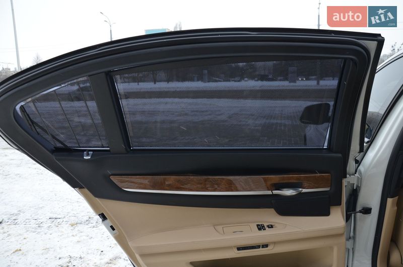 Седан BMW 7 Series 2010 в Харькове