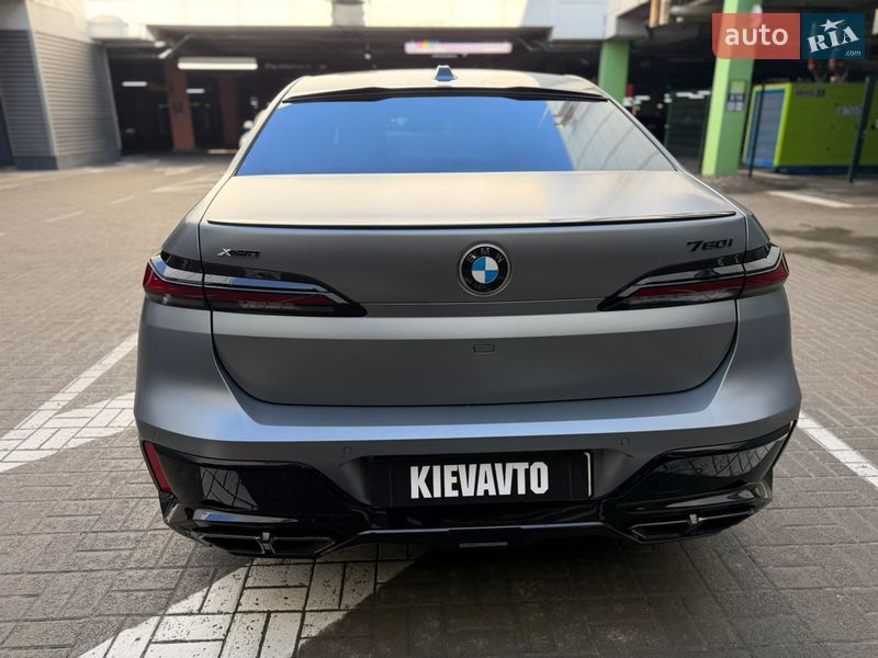 Седан BMW 7 Series 2023 в Киеве фото 6 Седан BMW 7 Series 2023 в Киеве