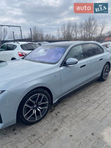 Седан BMW 7 Series 2024 в Каменском