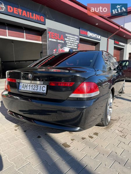 Седан BMW 7 Series 2004 в Звягеле