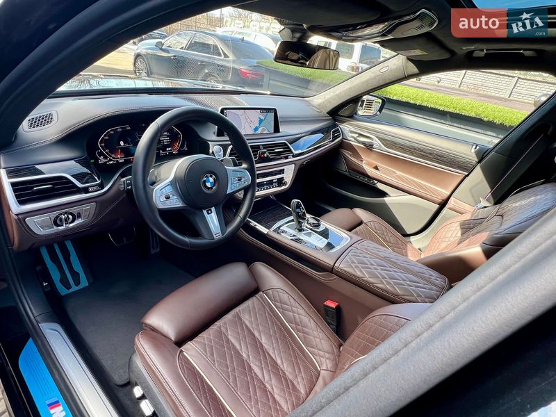 Седан BMW 7 Series 2022 в Киеве