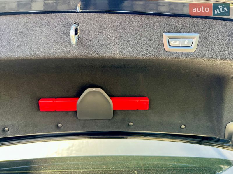 Седан BMW 7 Series 2022 в Киеве