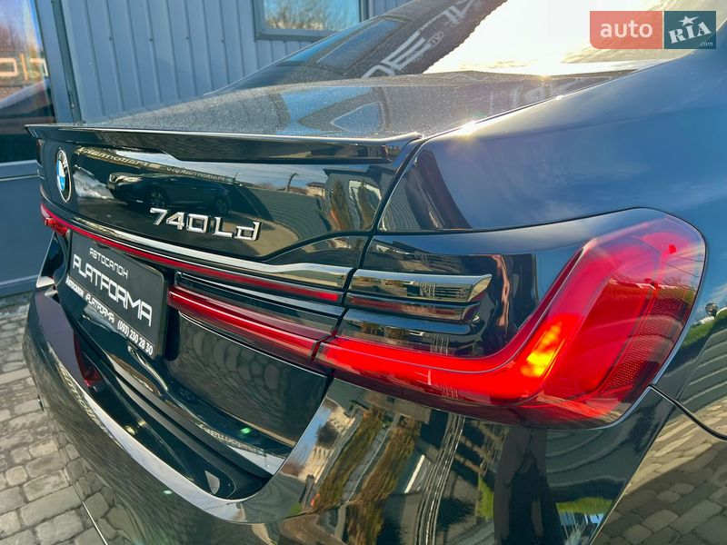 Седан BMW 7 Series 2022 в Киеве