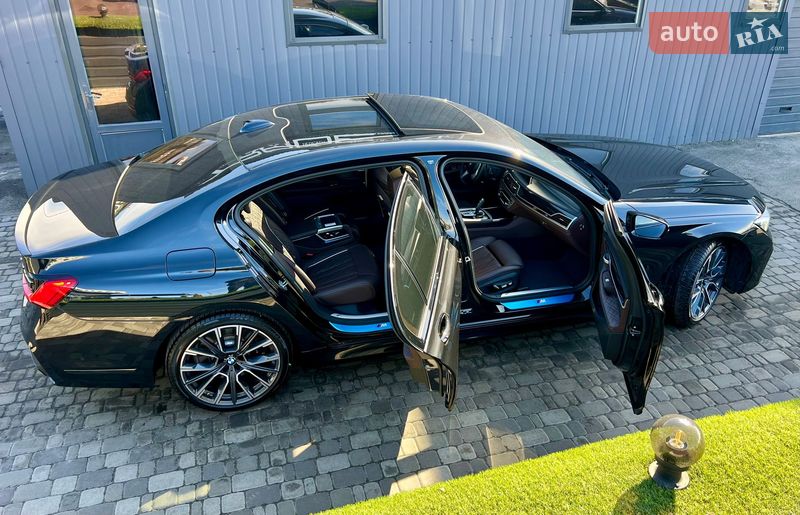 Седан BMW 7 Series 2022 в Киеве